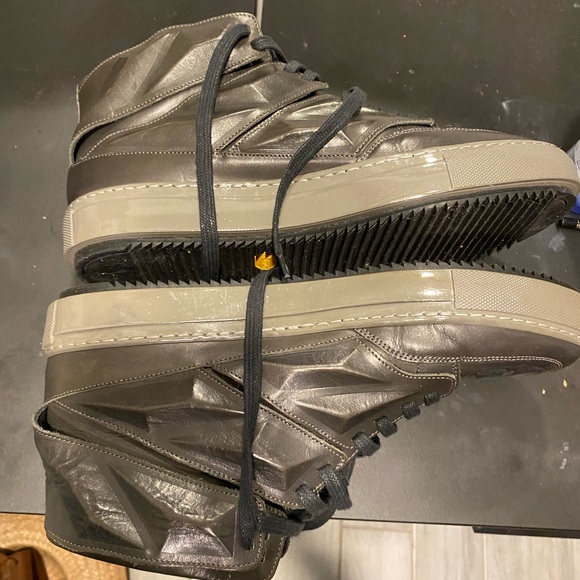 Alejandro Ingelmo 10.5 - Picture 4 of 8